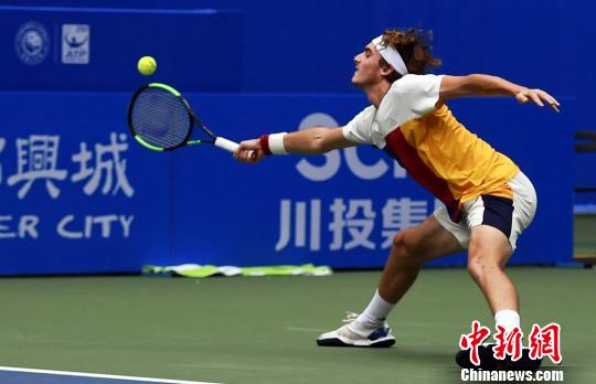 困境中往往 困境中往往