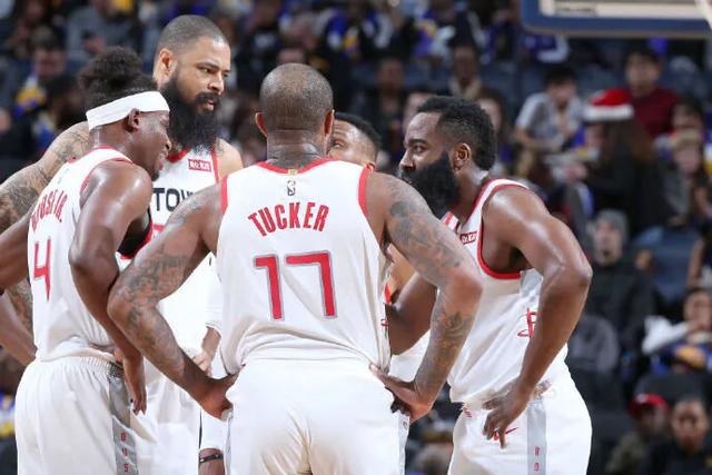 反哺俱乐部 反哺俱乐部